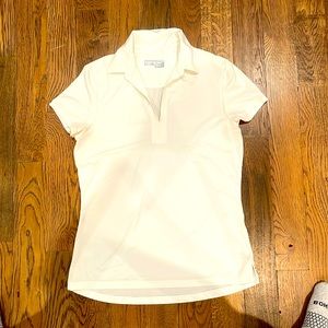 Women’s Callaway golf shirt. Size small. Only worn twice.
